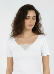 T-shirt manches courtes avec incrustation devant