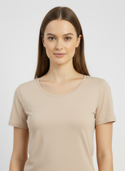 T-shirt manches courtes col rond decolleté