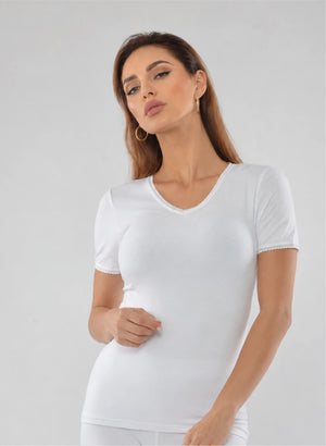 T-shirt manches courtes col v avec dentelle