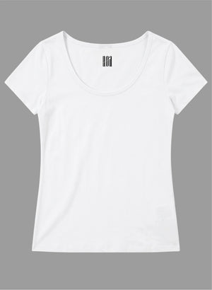 T-shirt manches courtes col rond decolleté
