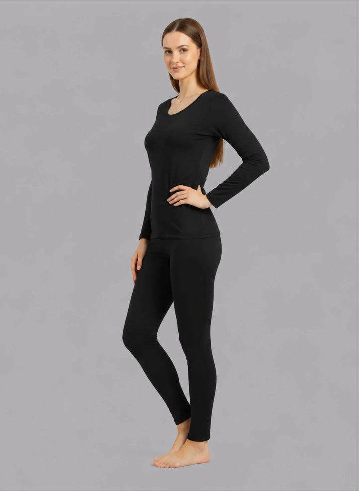 Ensemble t-shirt manches longues col décolleté et legging