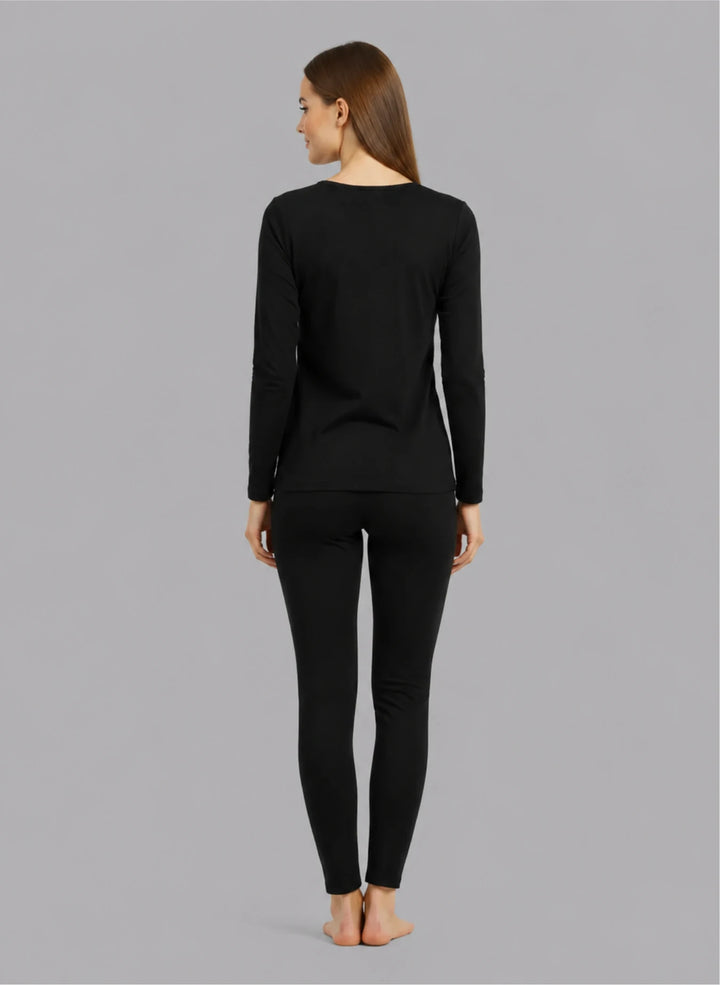 Ensemble t-shirt manches longues col décolleté et legging