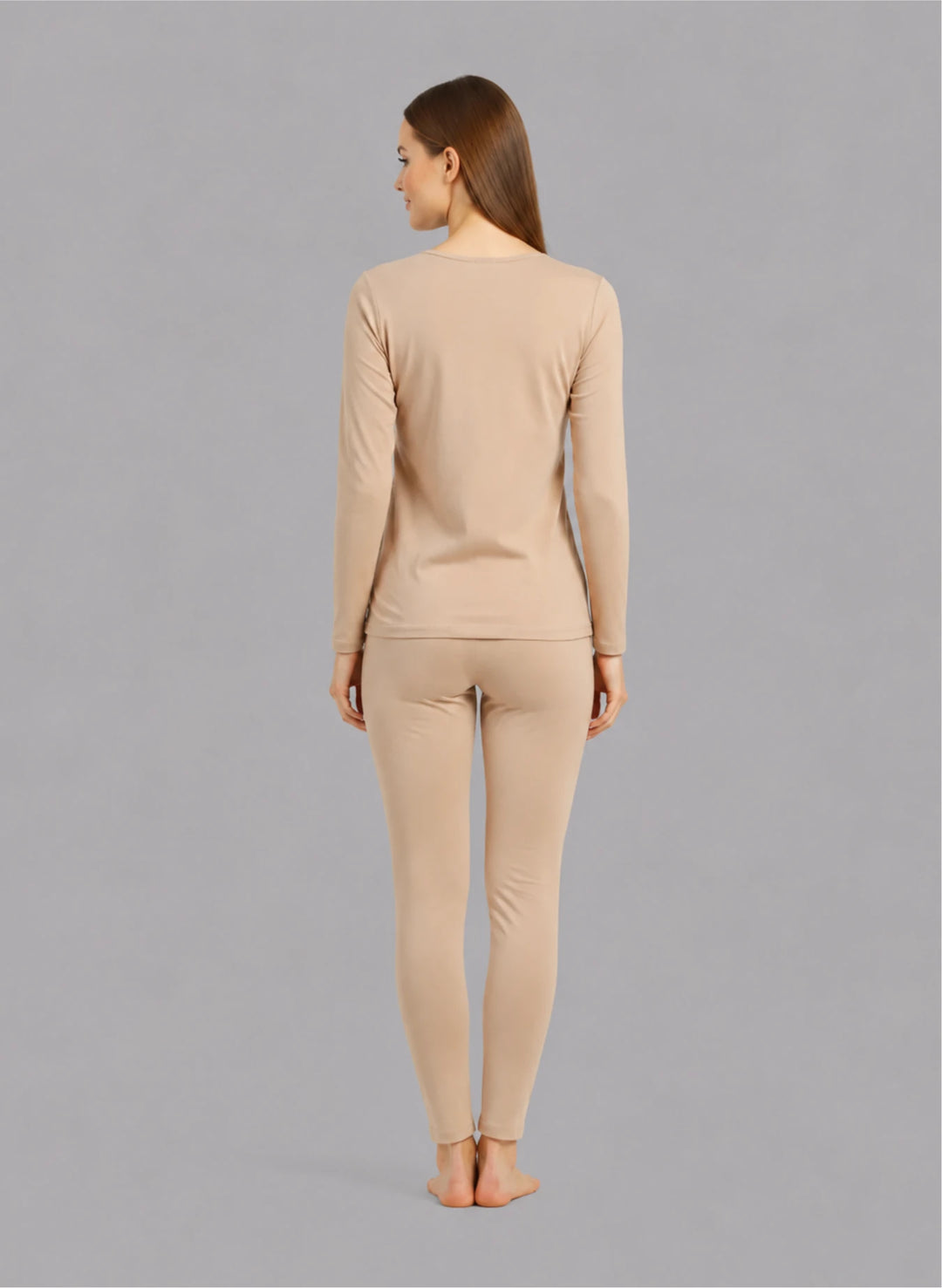 Ensemble t-shirt manches longues col décolleté et legging