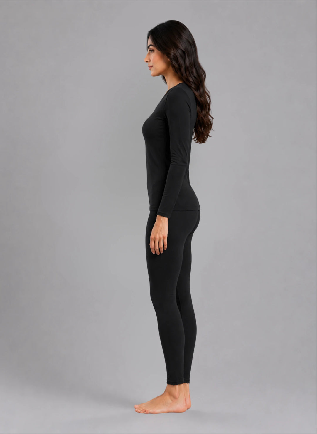 Ensemble t-shirt ml col v avec dentelle et legging avec dentelle