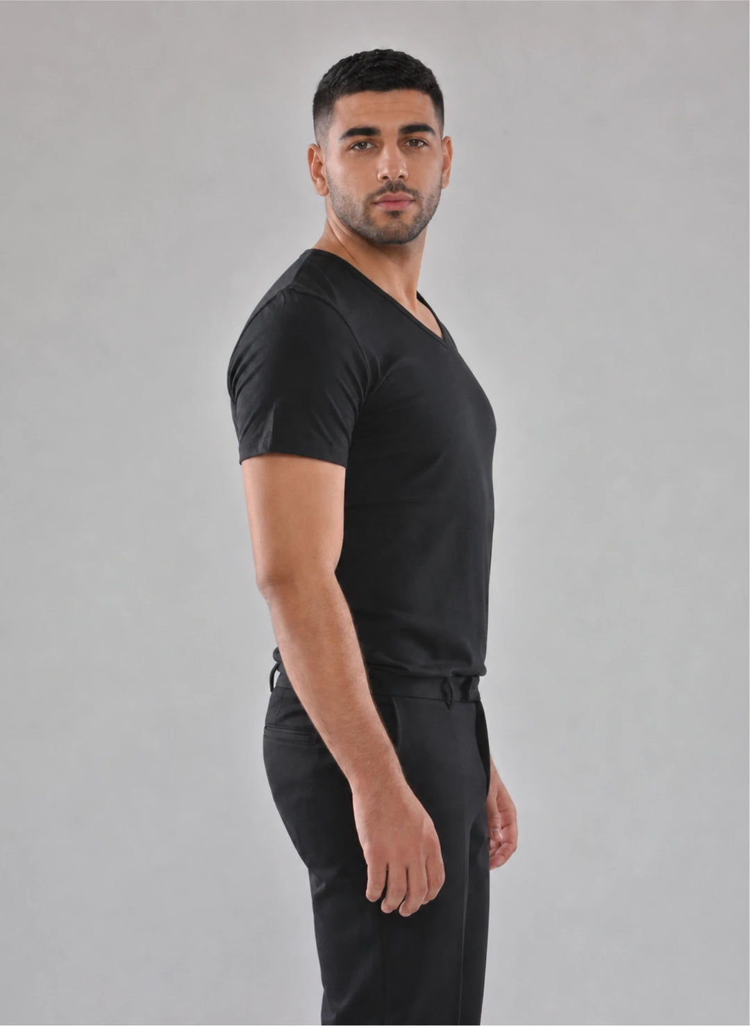 T-shirt manches courte col v