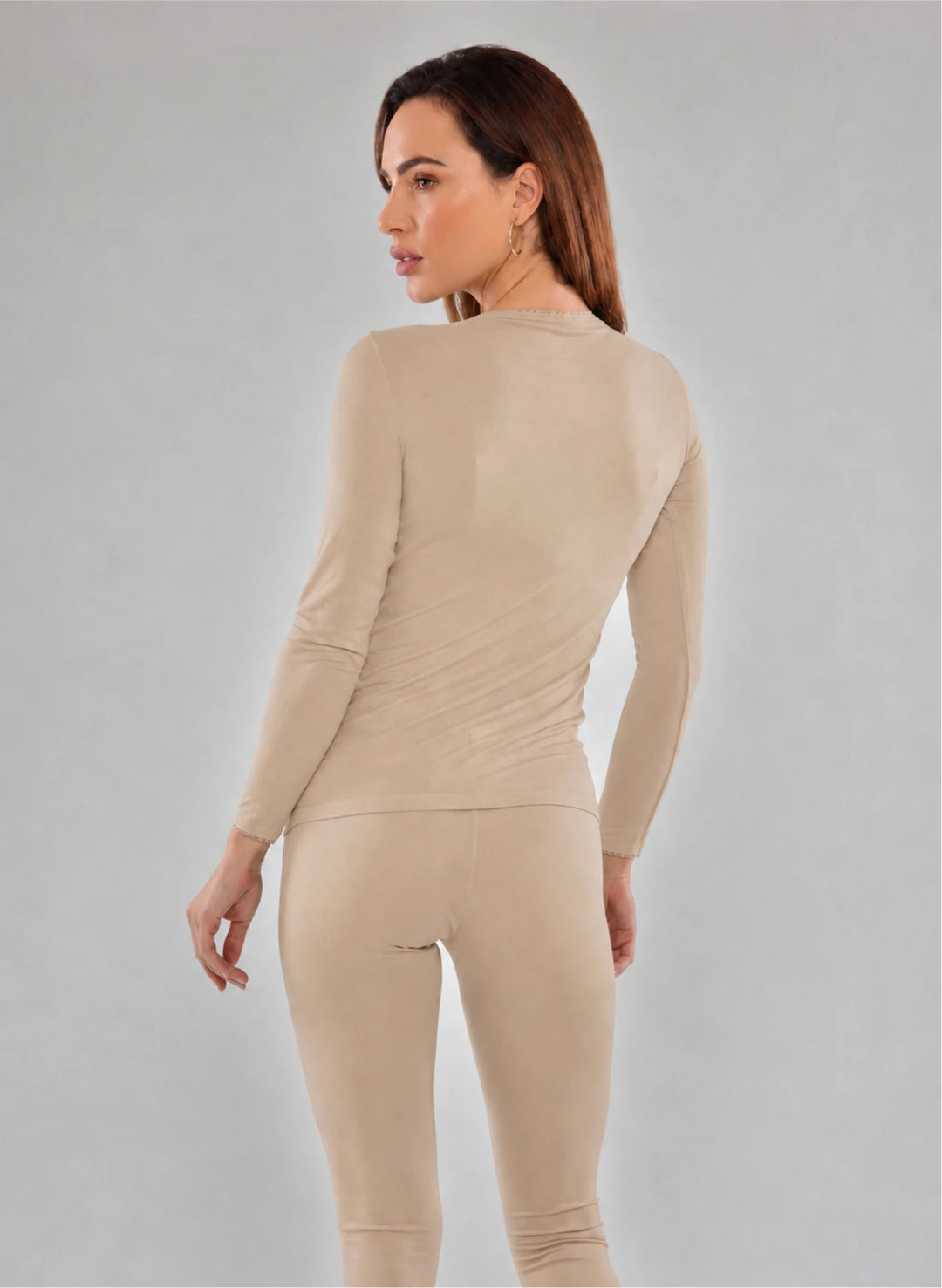T-shirt manches longues col v avec dentelle