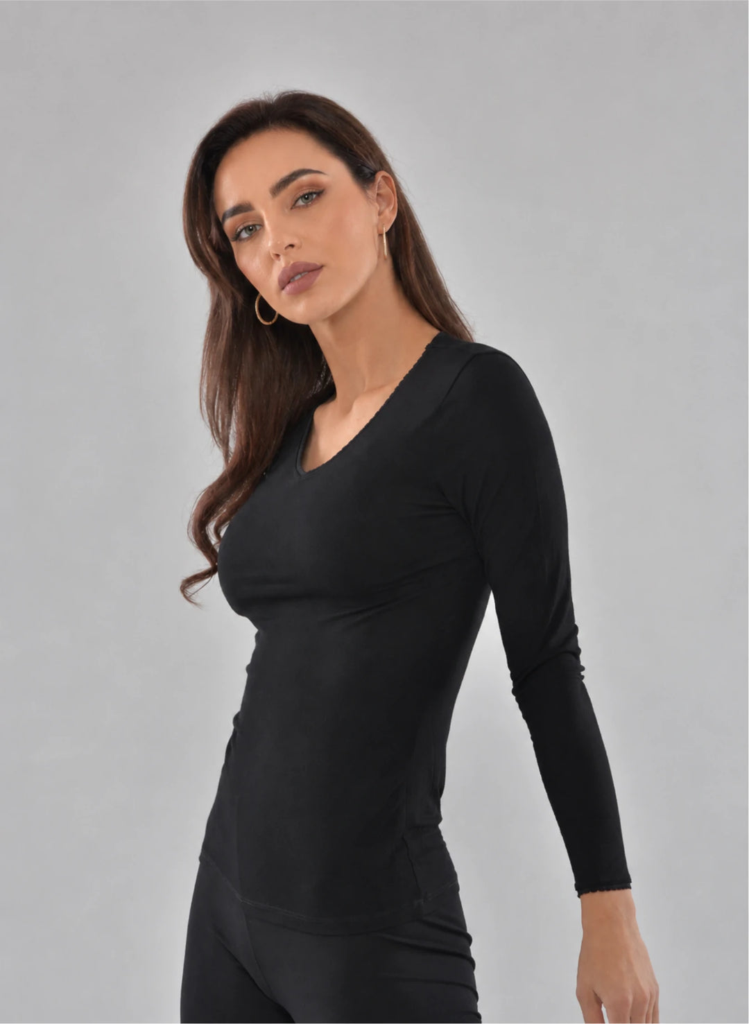T-shirt manches longues col v avec dentelle