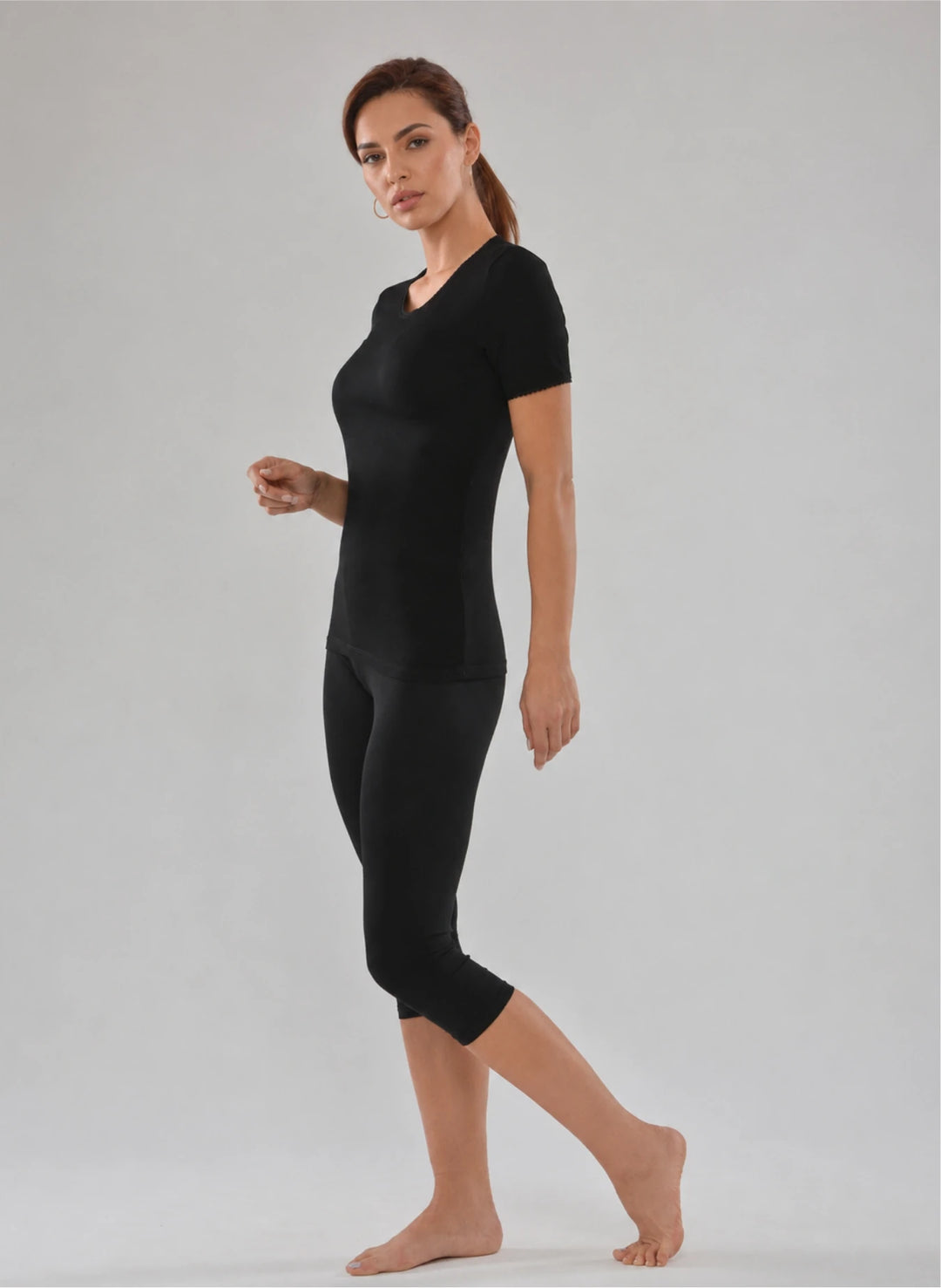 T-shirt manches courtes col rond avec dentelle